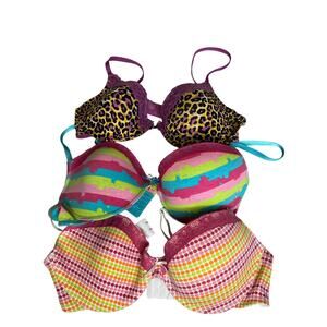 3 bras, lot of three padded underwire bras, size 38C, EUC